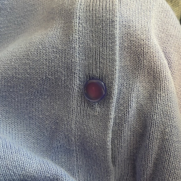 Periwinkle / lavender sweater - Picture 5 of 5